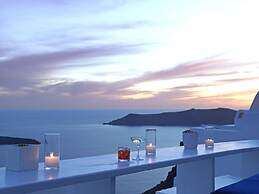 Katikies Chromata Santorini - The Leading Hotels of the World