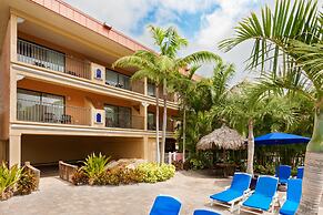 Coconut Cove All-Suite Hotel