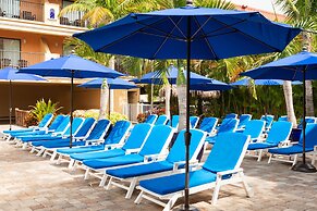 Coconut Cove All-Suite Hotel