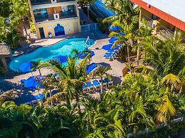 Coconut Cove All-Suite Hotel