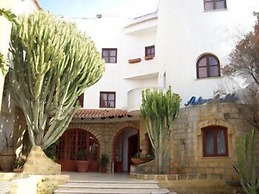 Hotel Akrabello