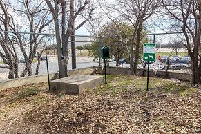 Red Roof Inn & Suites Irving – DFW Airport South