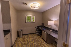 Red Roof Inn & Suites Irving – DFW Airport South