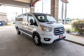 Red Roof Inn & Suites Irving – DFW Airport South