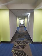 Holiday Inn Express & Suites Atlanta - Tucker Northlake by IHG