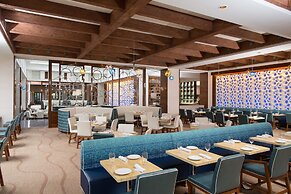 Harborside Resort & Vacation Rentals at Atlantis