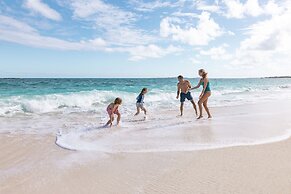 Harborside Resort & Vacation Rentals at Atlantis