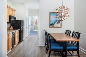 Harborside Resort & Vacation Rentals at Atlantis