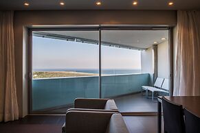 Aqualuz Troia Rio by The Editory