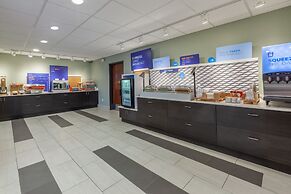 Holiday Inn Express Hotel & Suites Woodhaven by IHG