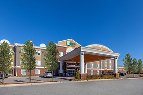 Holiday Inn Express Hotel & Suites Woodhaven by IHG
