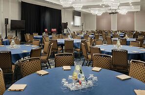 Juniper Hotel Cupertino, Curio Collection by Hilton