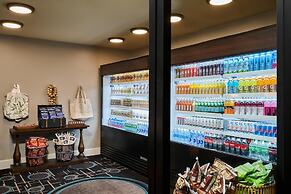 Juniper Hotel Cupertino, Curio Collection by Hilton