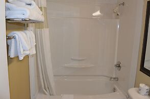 Econo Lodge Inn & Suites