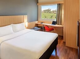 ibis Piracicaba