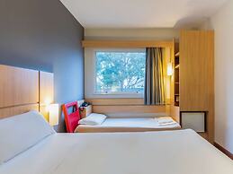 ibis Piracicaba
