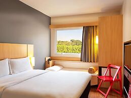 ibis Piracicaba