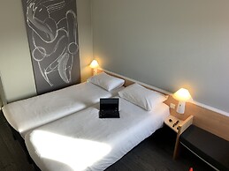 ibis Auray