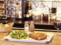 ibis Auray