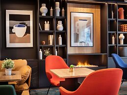 Novotel Suites Paris CDG Airport Villepinte