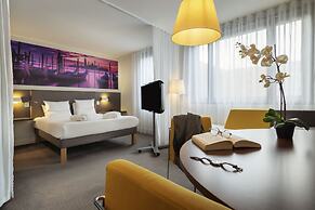 Novotel Suites Paris CDG Airport Villepinte