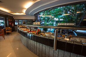 Fiesta Bahia Hotel