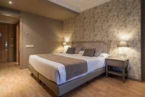 Vincci Lys Hotel