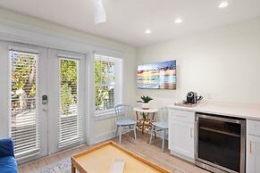 Tropical Breeze Resort