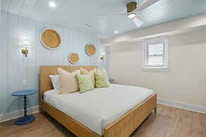 Tropical Breeze Resort