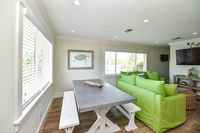 Tropical Breeze Resort