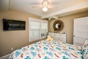 Tropical Breeze Resort