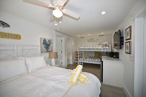 Tropical Breeze Resort