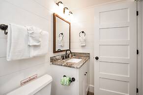 Tropical Breeze Resort