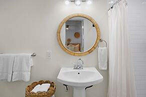 Tropical Breeze Resort