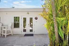 Tropical Breeze Resort