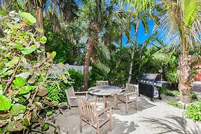 Tropical Breeze Resort