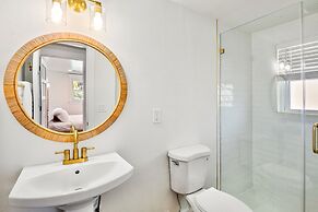 Tropical Breeze Resort