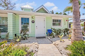 Tropical Breeze Resort