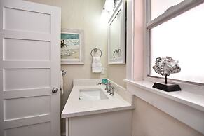 Tropical Breeze Resort