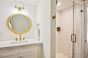 Tropical Breeze Resort