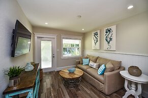 Tropical Breeze Resort