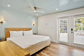 Tropical Breeze Resort