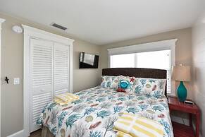 Tropical Breeze Resort