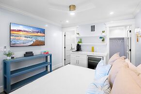 Tropical Breeze Resort