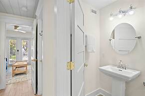 Tropical Breeze Resort