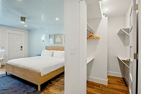 Tropical Breeze Resort