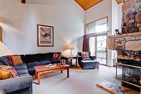 Ridgepoint Townhomes by East West Hospitality