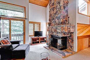 Ridgepoint Townhomes by East West Hospitality