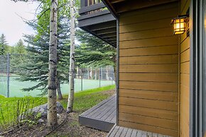 Ridgepoint Townhomes by East West Hospitality