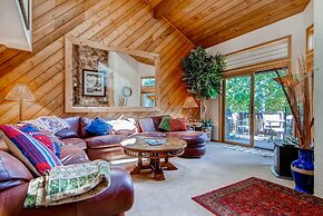 Ridgepoint Townhomes by East West Hospitality